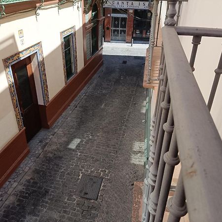 Apartamentos Luxury Puente De Triana Seville Exterior photo