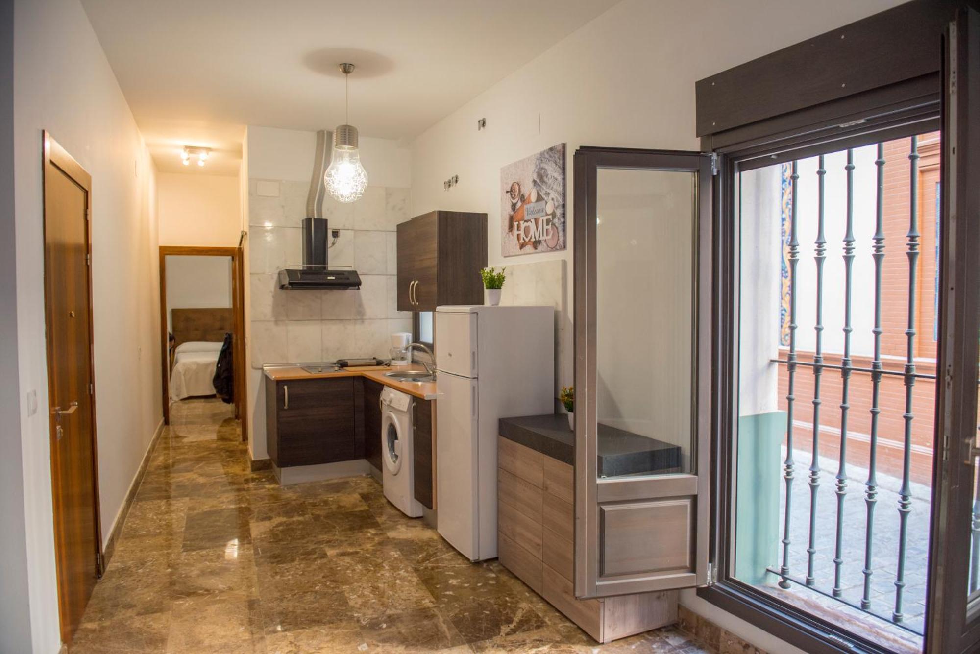 Apartamentos Luxury Puente De Triana Seville Exterior photo